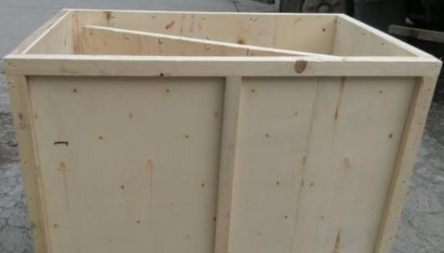 大连木材加工公司介绍一下物流市场中常用的三种木包装箱